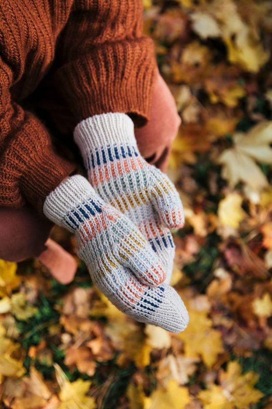 52 Weeks of Accessories - Softcover - Laine