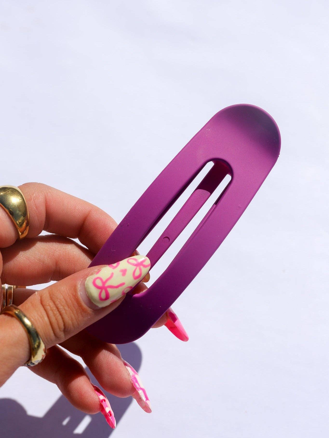 Lay Down Claws - KAXI