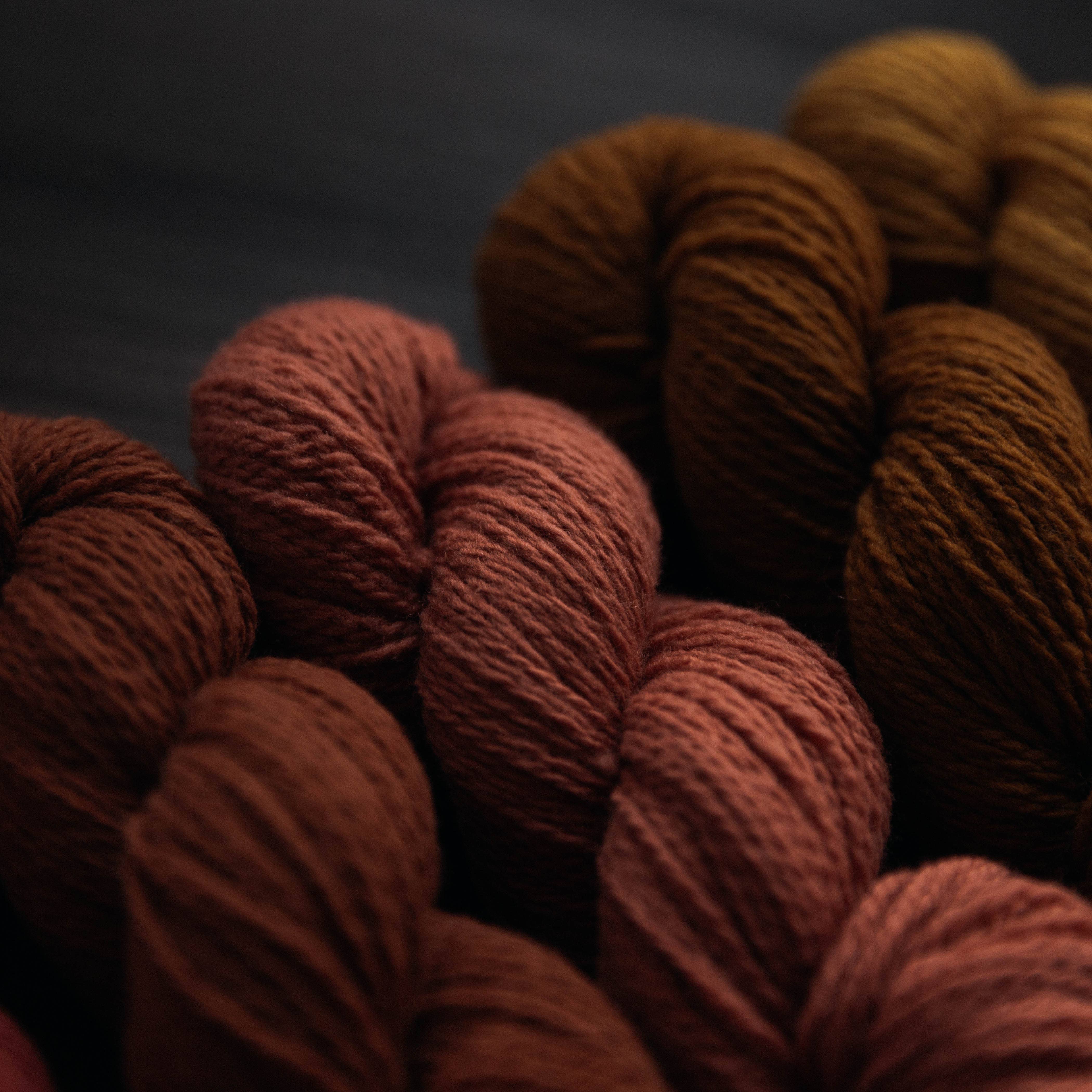 DBNY Quince offers Mill Ends Merino wool yarn DK