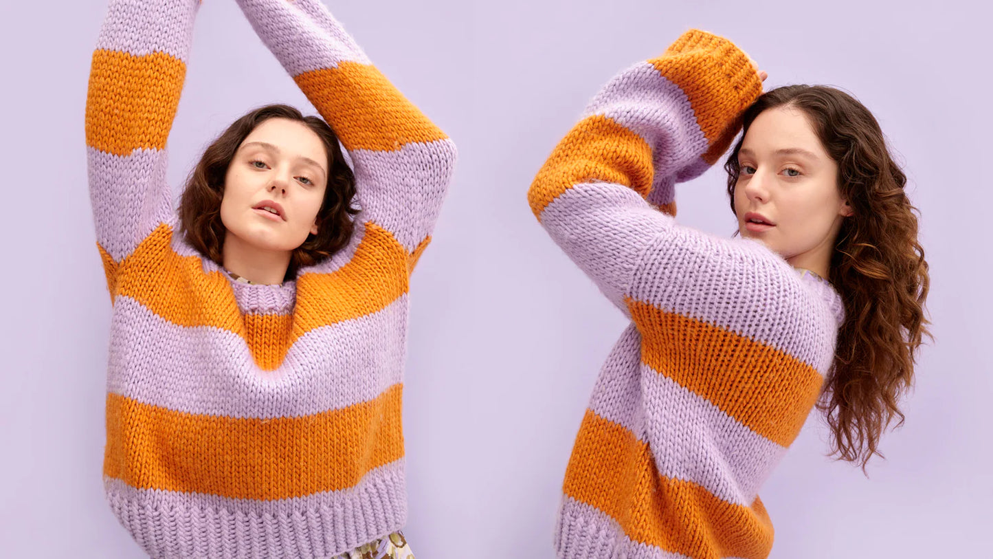 52 Weeks of Easy Knits soft cover - Laine