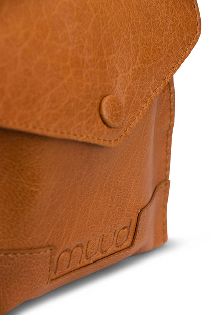 Betina Leather Needle Case