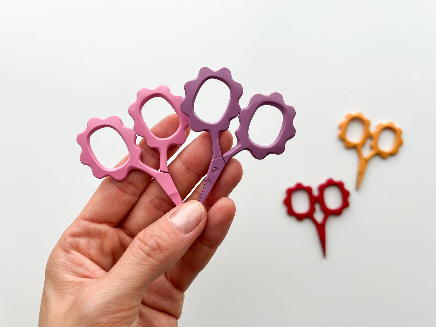 Small Flower scissors, tiny embroidery scissors