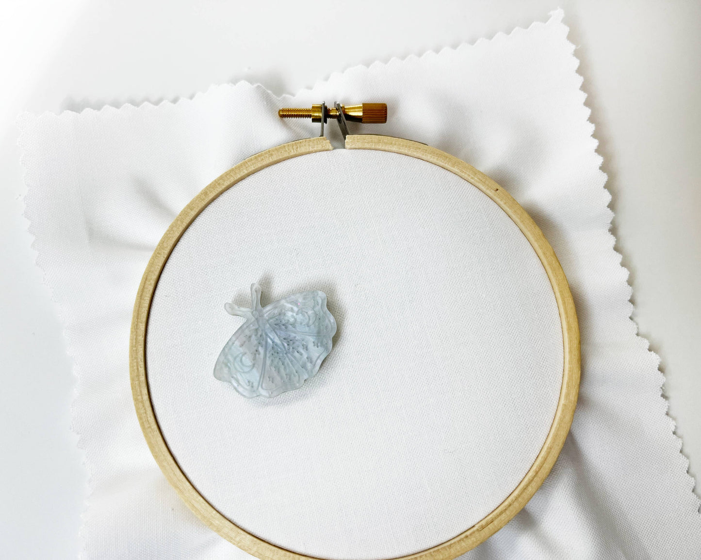 Moth Needle Minder