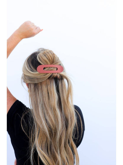 Lay Down Claws - KAXI