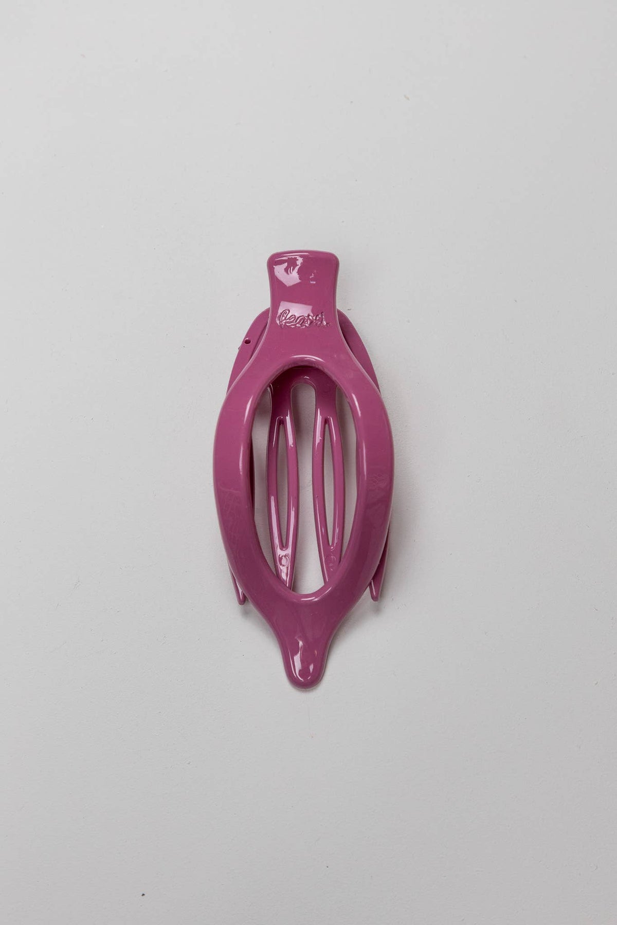 KAXI Lay Down 2.0 Claw Clip — Flat Comfort Hair Clip