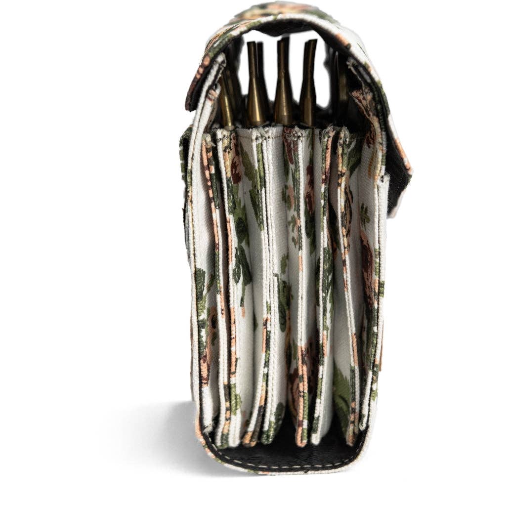 Betina Needle Case