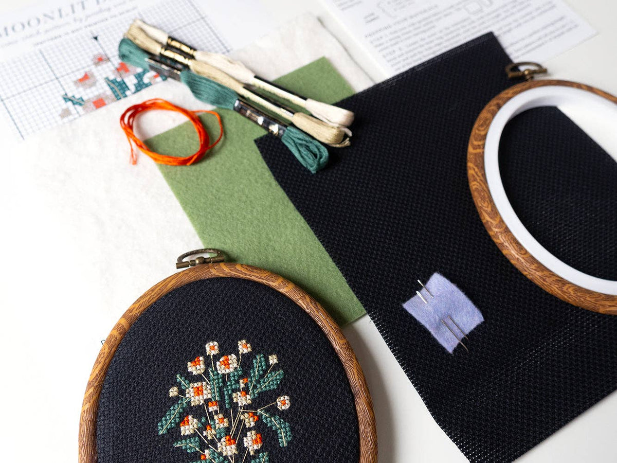 Moonlit Daisy Kit