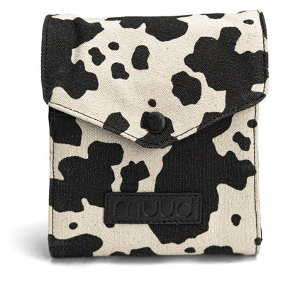 Betina Needle Case