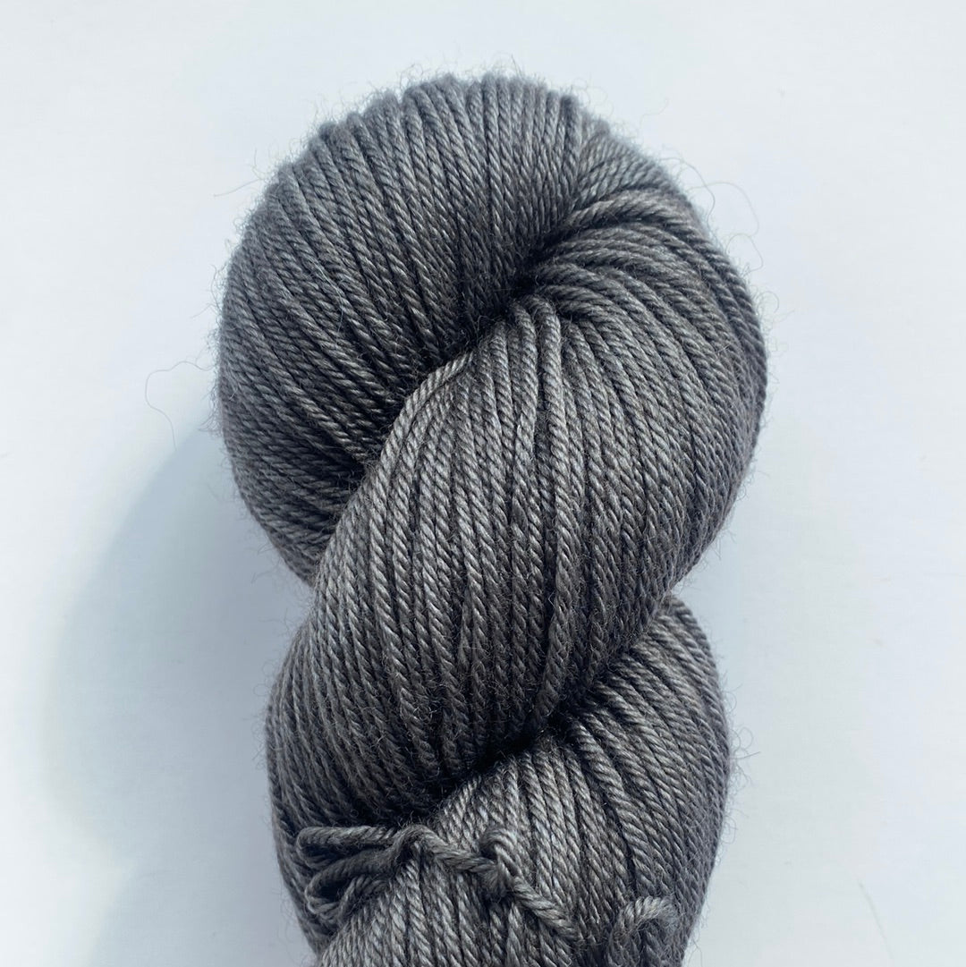 Bear Paw DK - Farmers Daughter Fibers