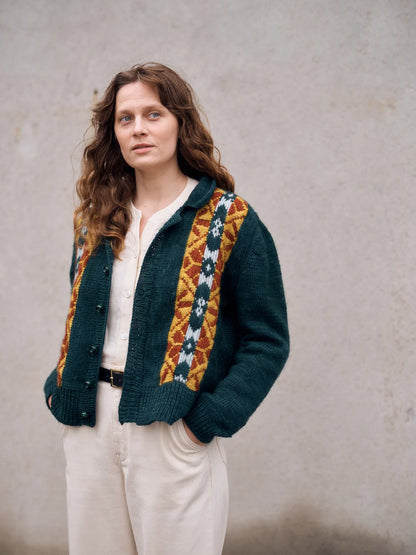 Kindred Knits: Patterns from My Estonian Family Archives- Laine