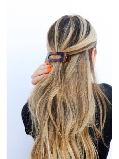 Lay Down Claws - KAXI