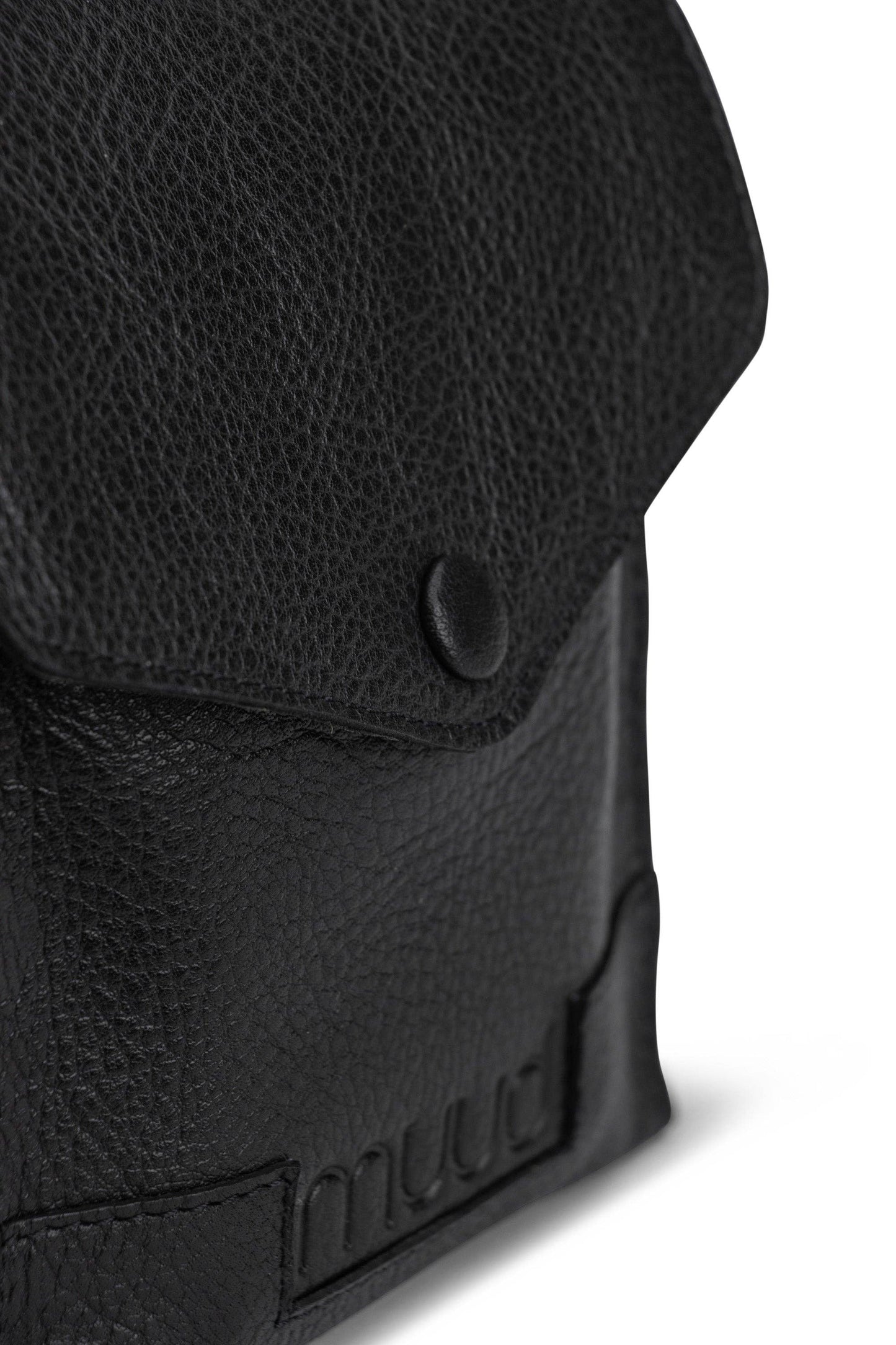 Betina Leather Needle Case