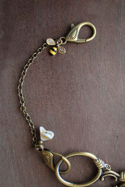 Bee and Bloom Scissor Chain
