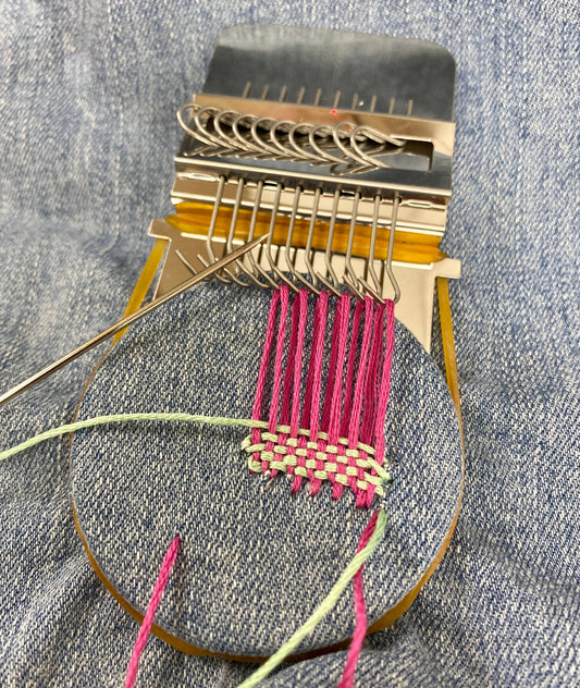 Speedweve Style Darning Loom