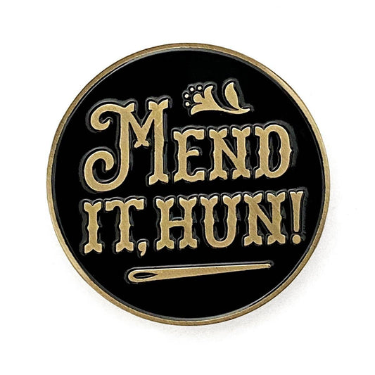 Mend It Hun Needle Minder, Black