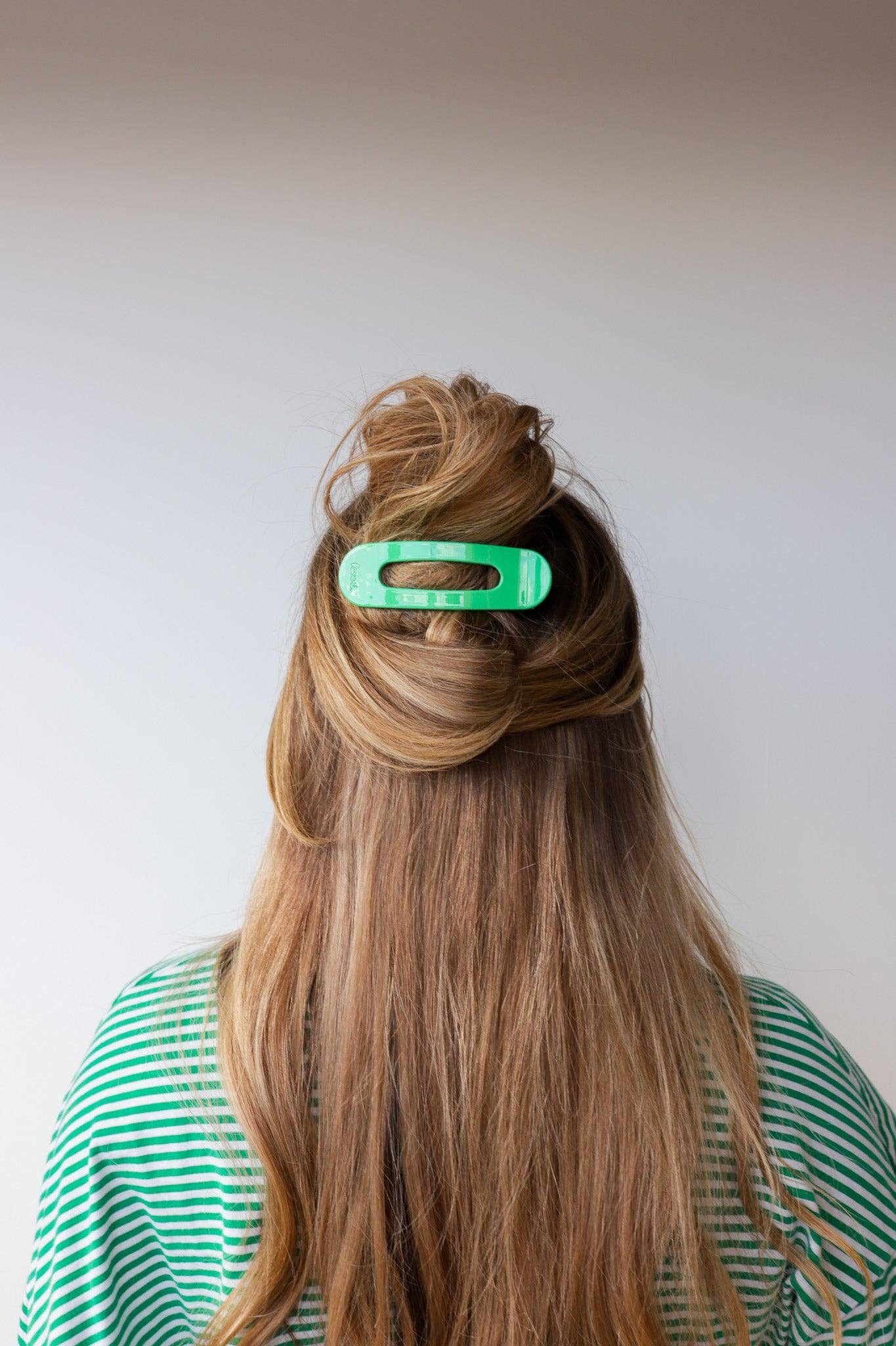 Lay Down Claws - KAXI