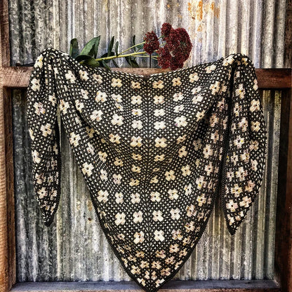 Pressed Flowers-a-Long: Thursdays - 8/6, 8/13 + 8/27  6:00 - 8:00pm