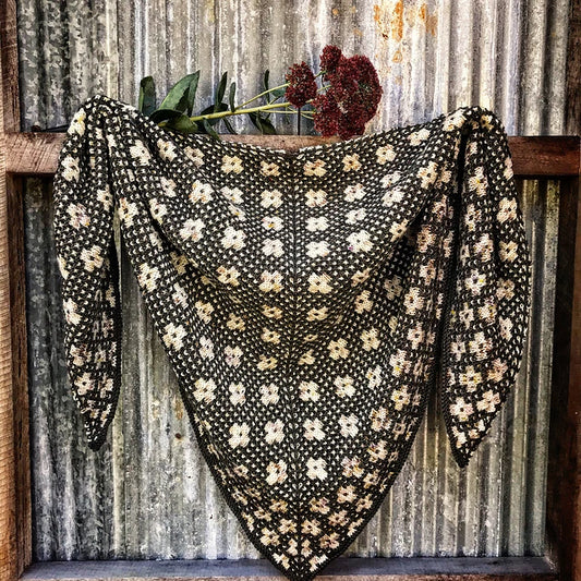 Pressed Flowers-a-Long: Thursdays - 8/6, 8/13 + 8/27  6:00 - 8:00pm