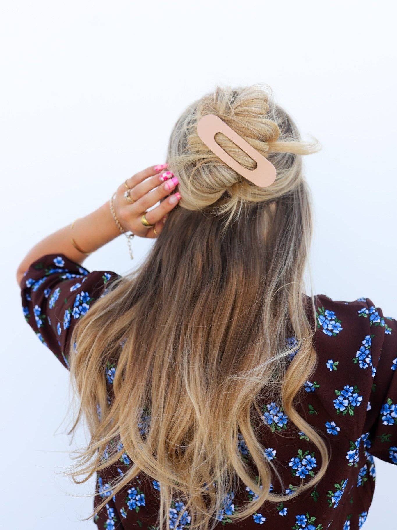 Lay Down Claws - KAXI