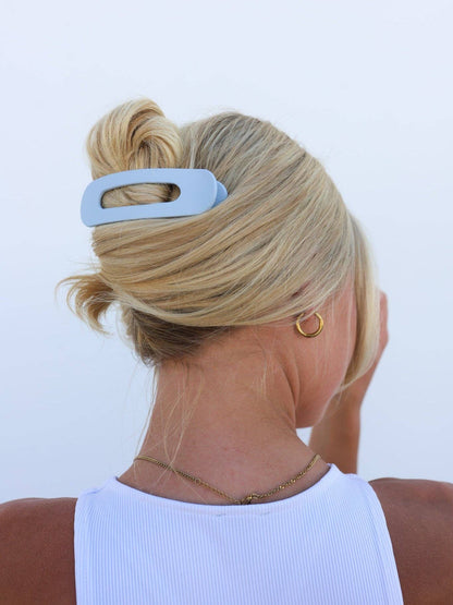 Lay Down Claws - KAXI