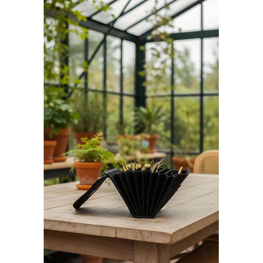 Betina Needle Case