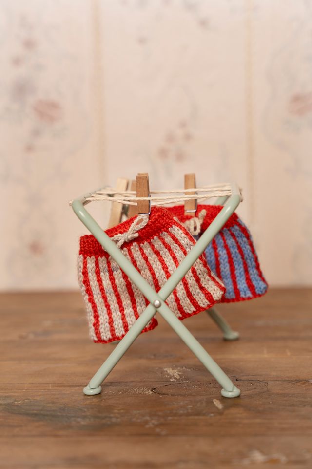 Chez Myrtil: More Seamless Friends to Knit and Love - Laine
