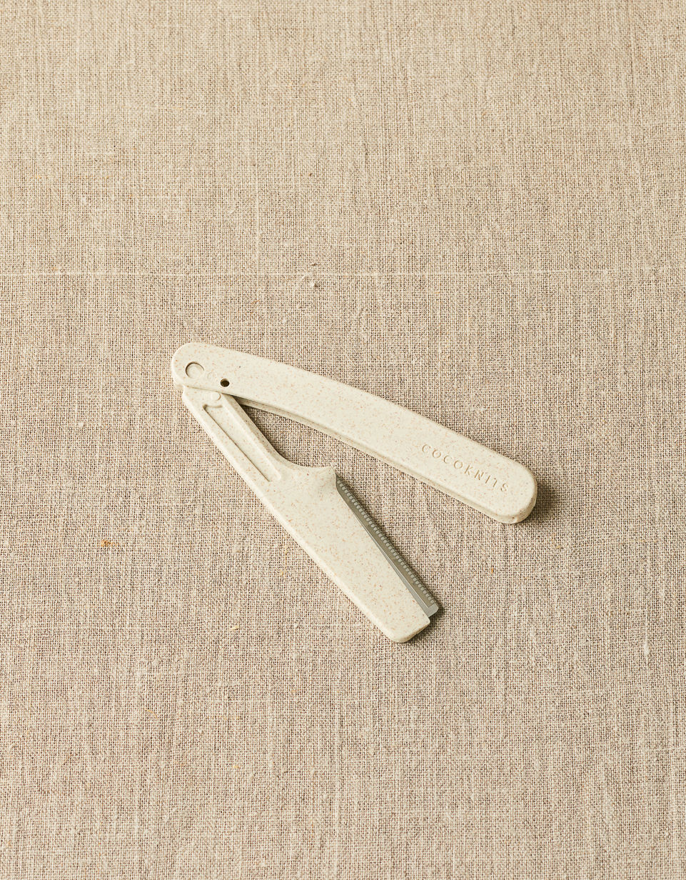 Fuzz Off Comb - Cocoknits