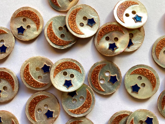 Glittery Moon and Star Shell Button - 14mm