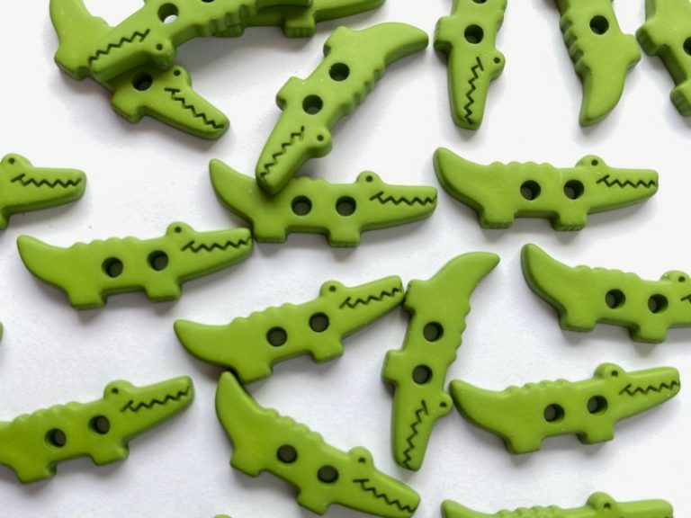 Green Alligator buttons - 25mm