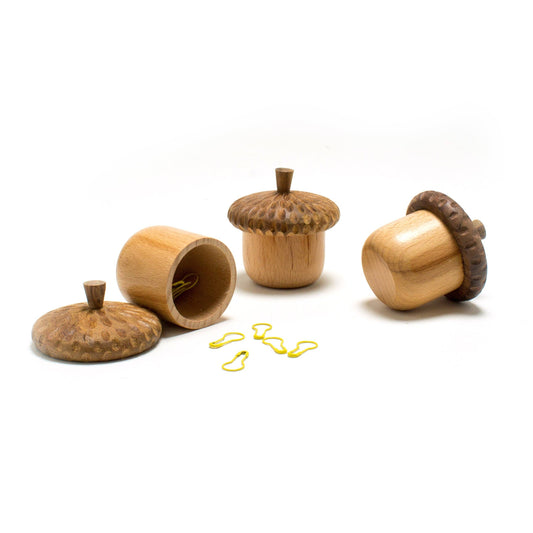 Stitch Marker Holding Acorn - DEGEN