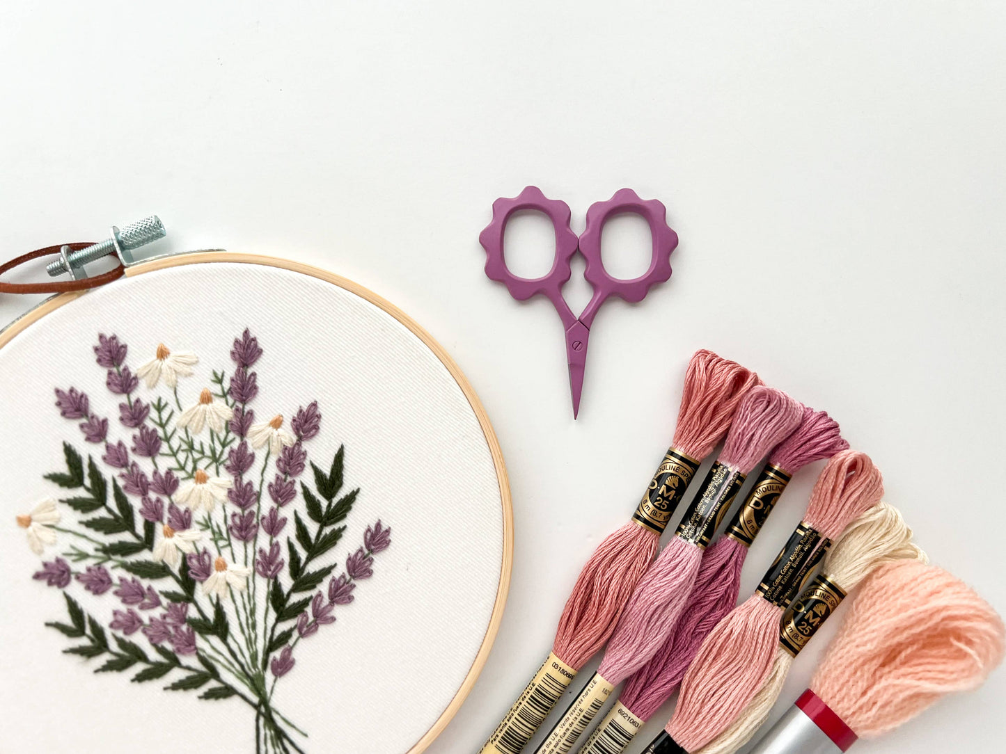 Small Flower scissors, tiny embroidery scissors