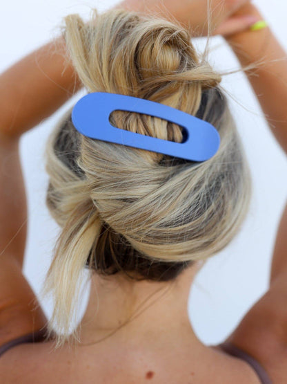 Lay Down Claws - KAXI