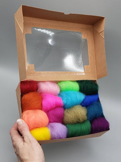 Large Wool Color Box- 16 Colors - Wooliza