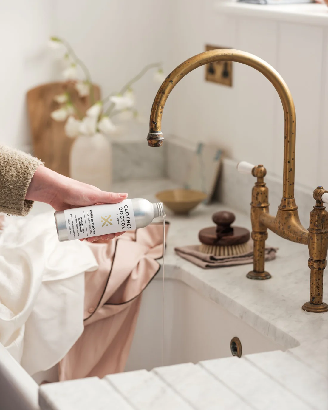 Detergent for Knitwear and Delicates | Bergamot & Sandalwood