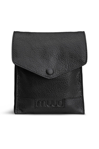 Betina Leather Needle Case