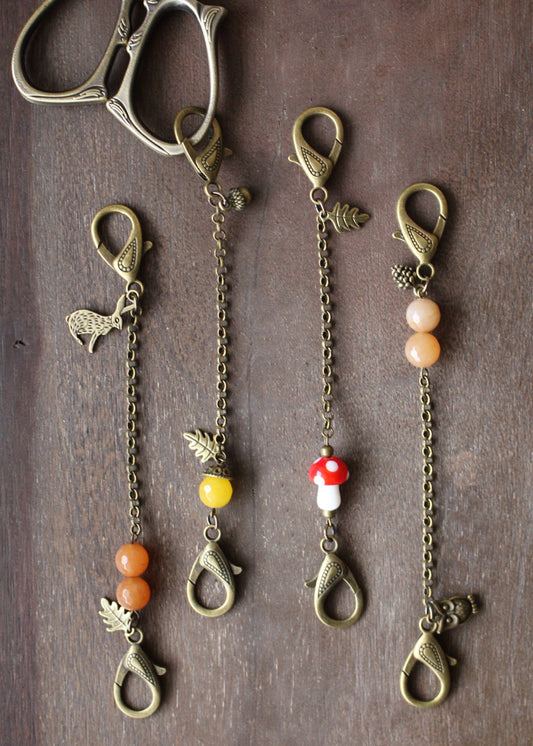 Woodland Scissor Chains