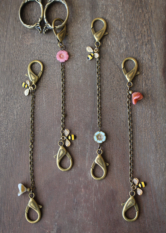 Bee and Bloom Scissor Chain