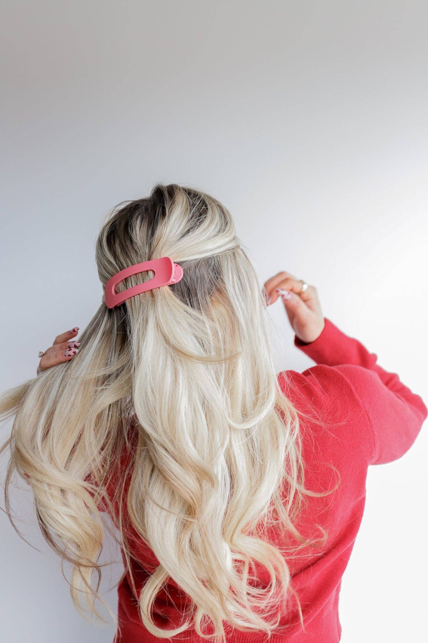 Lay Down Claws - KAXI