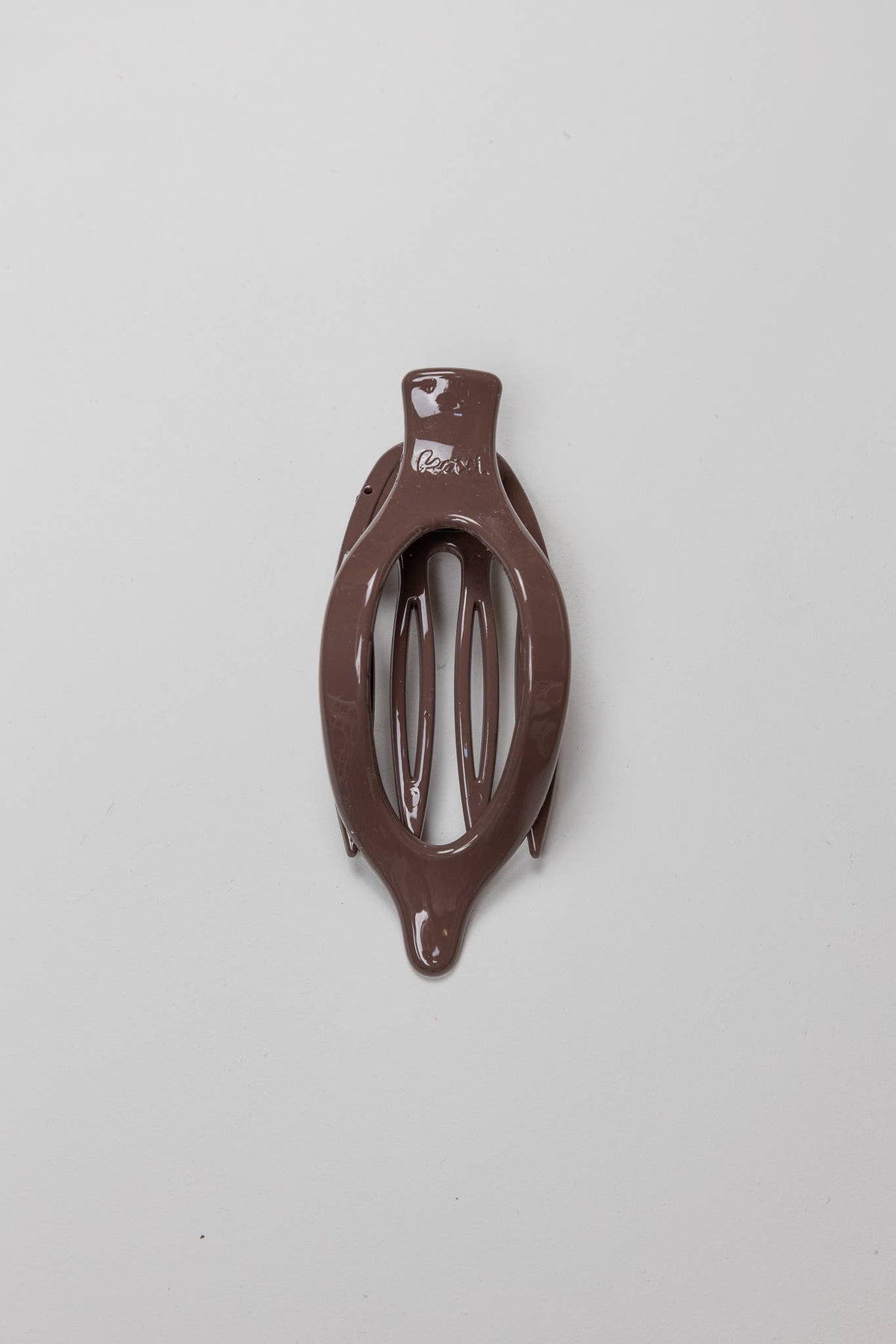 KAXI Lay Down 2.0 Claw Clip — Flat Comfort Hair Clip