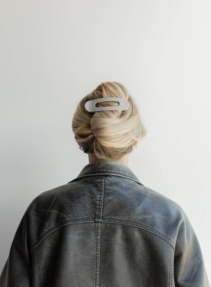 Lay Down Claws - KAXI