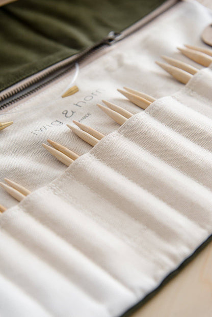 Standard canvas interchangeable needle case