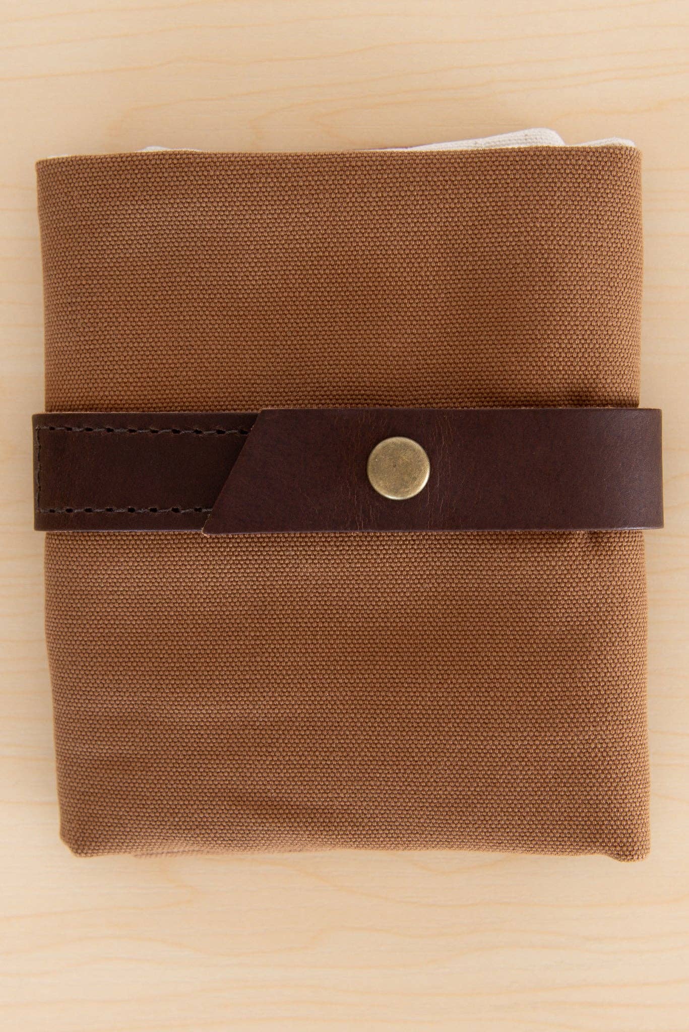 Standard canvas interchangeable needle case
