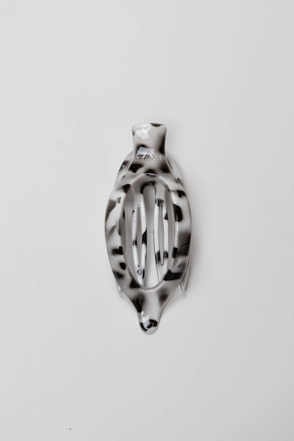 KAXI Lay Down 2.0 Claw Clip — Flat Comfort Hair Clip