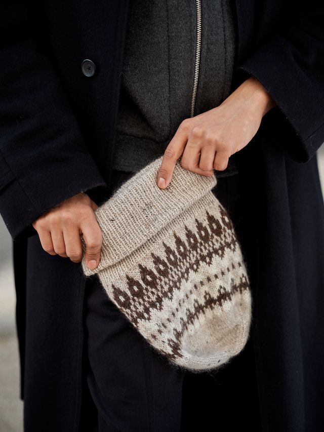 Foundations: 20 Knitted Accessories - Sari Nordlund