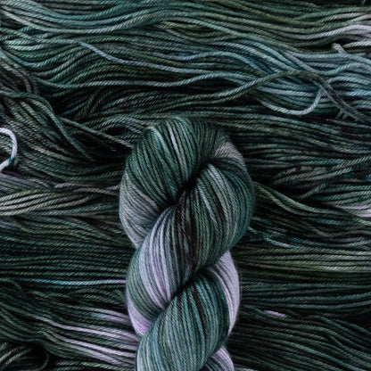 PRIESTESS - Superwash Merino - Ritual Dyes